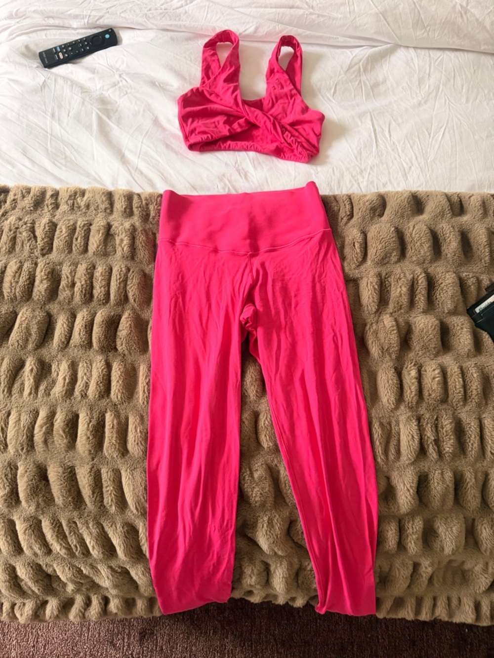 aerie Hot Pink Workout Set - Sports Bra & Leggings